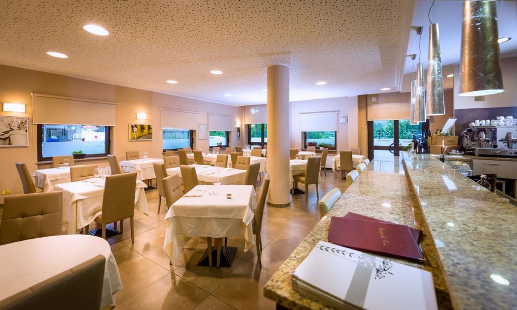 Hotel Des Alpes Rosta Eksteriør bilde