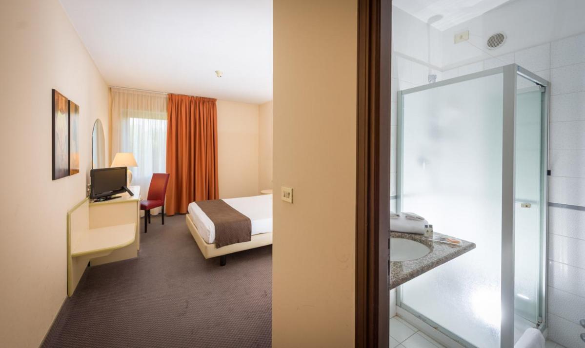 Hotel Des Alpes Rosta Eksteriør bilde